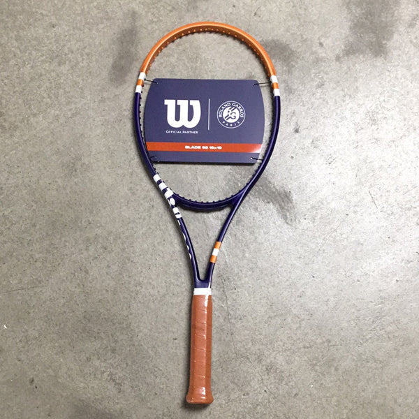 Roland-Garros Blade 98 (16x19) V8 Tennis Racket